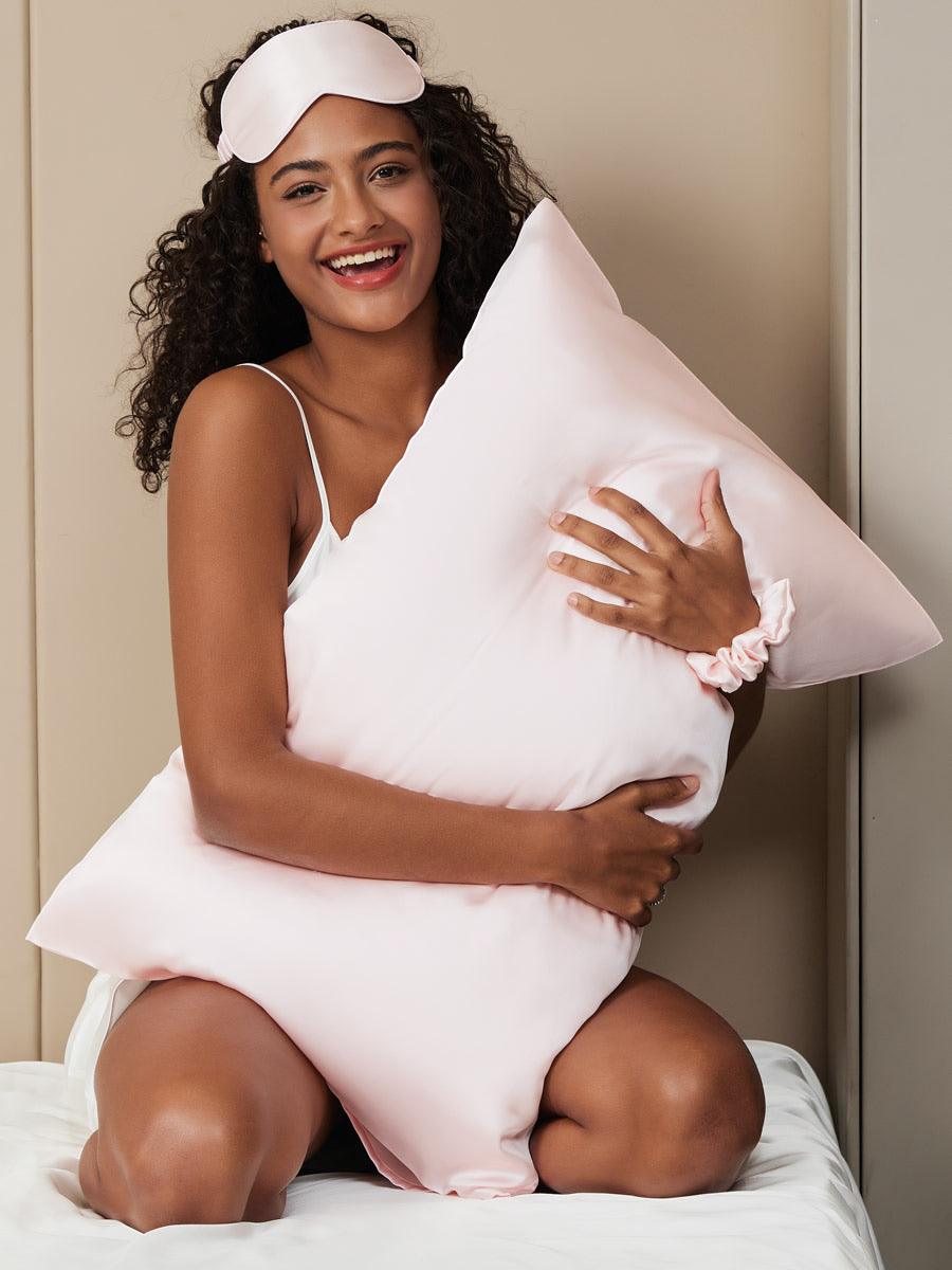 Finding the Perfect Sleep Mask: A Comparison of Silk, Satin, and Cotton Eye Masks