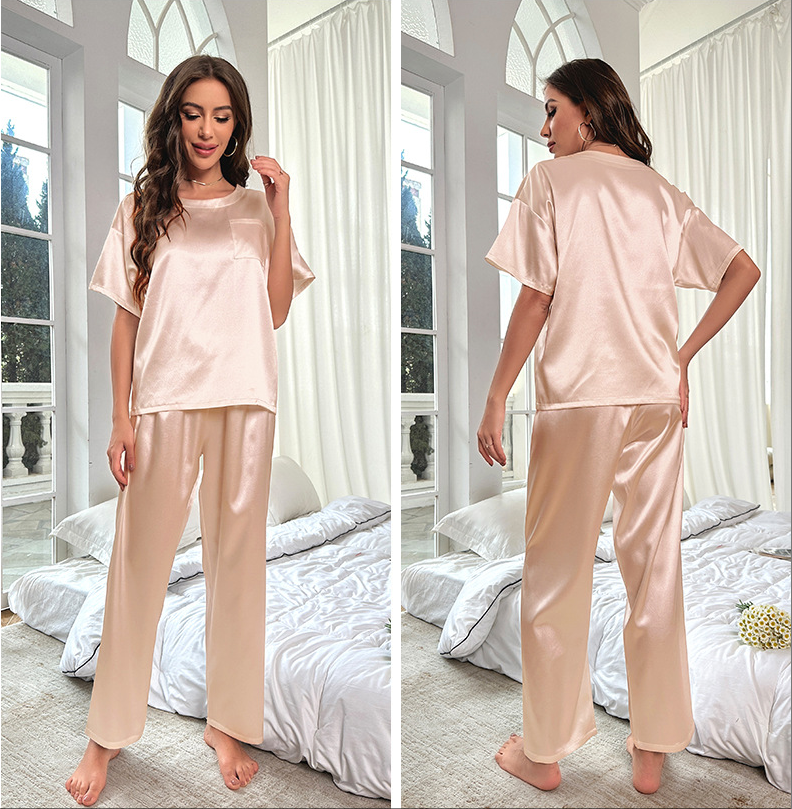 Wholesale Charmeuse Women‘s Pajama Set