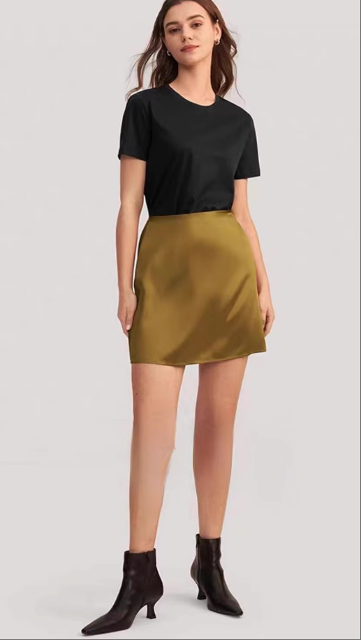 Wholesale Satin Fashionable Sexy Mini skirt