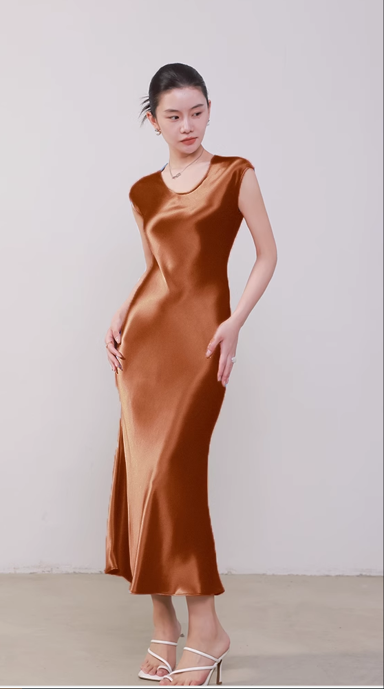 Wholesale Satin Casual Sleeveless Dress
