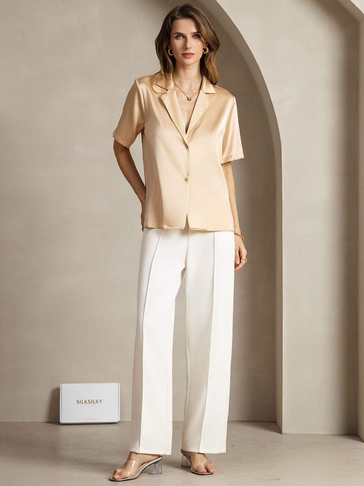 19Momme Silk Short Sleeve Notched Lapel Women's Shirt with Button Up Design